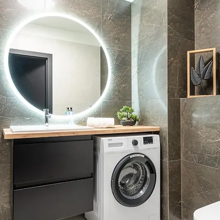 Rentplanet - Dluga アパート